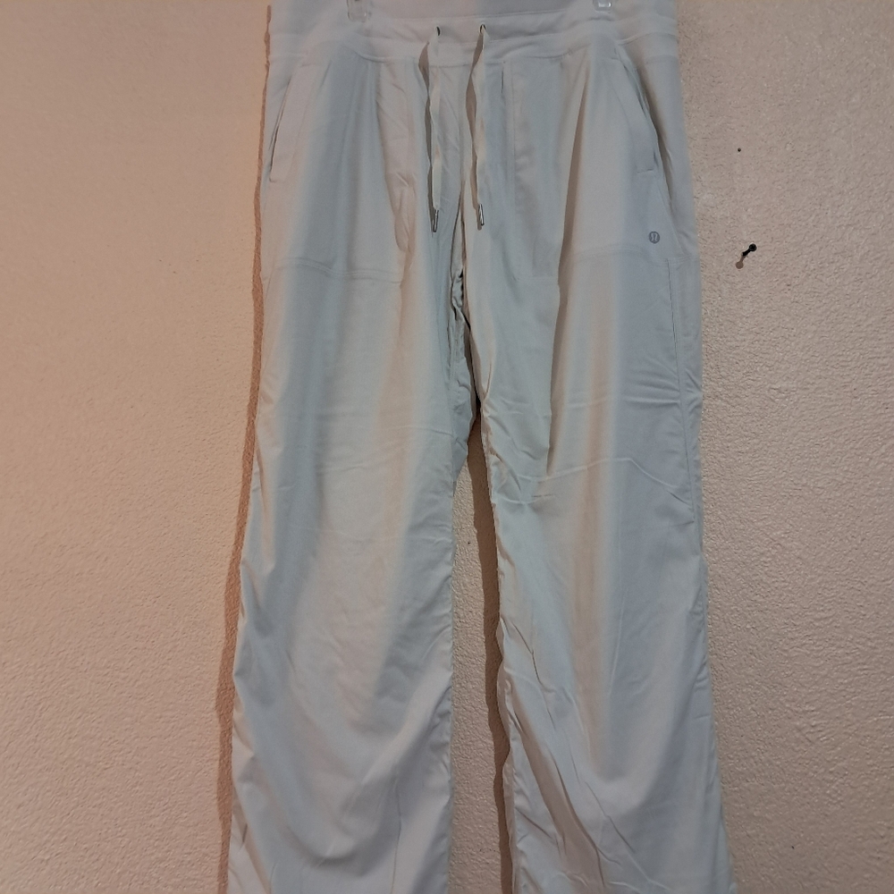 Lululemon  SweatPants Joggers Women Color Begch Size 14